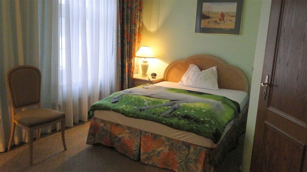 Hotel Dallgow 外观 照片