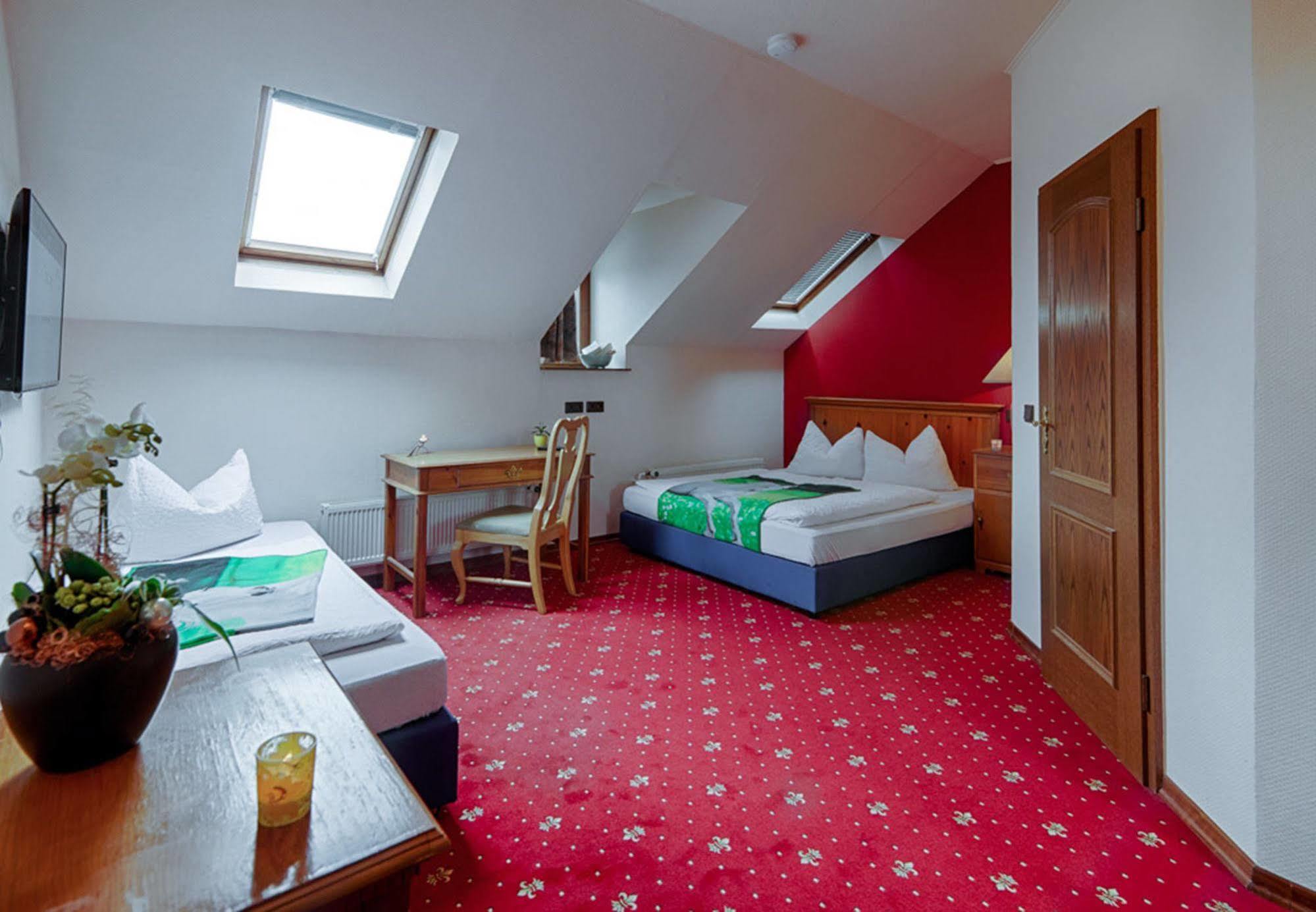 Hotel Dallgow 外观 照片
